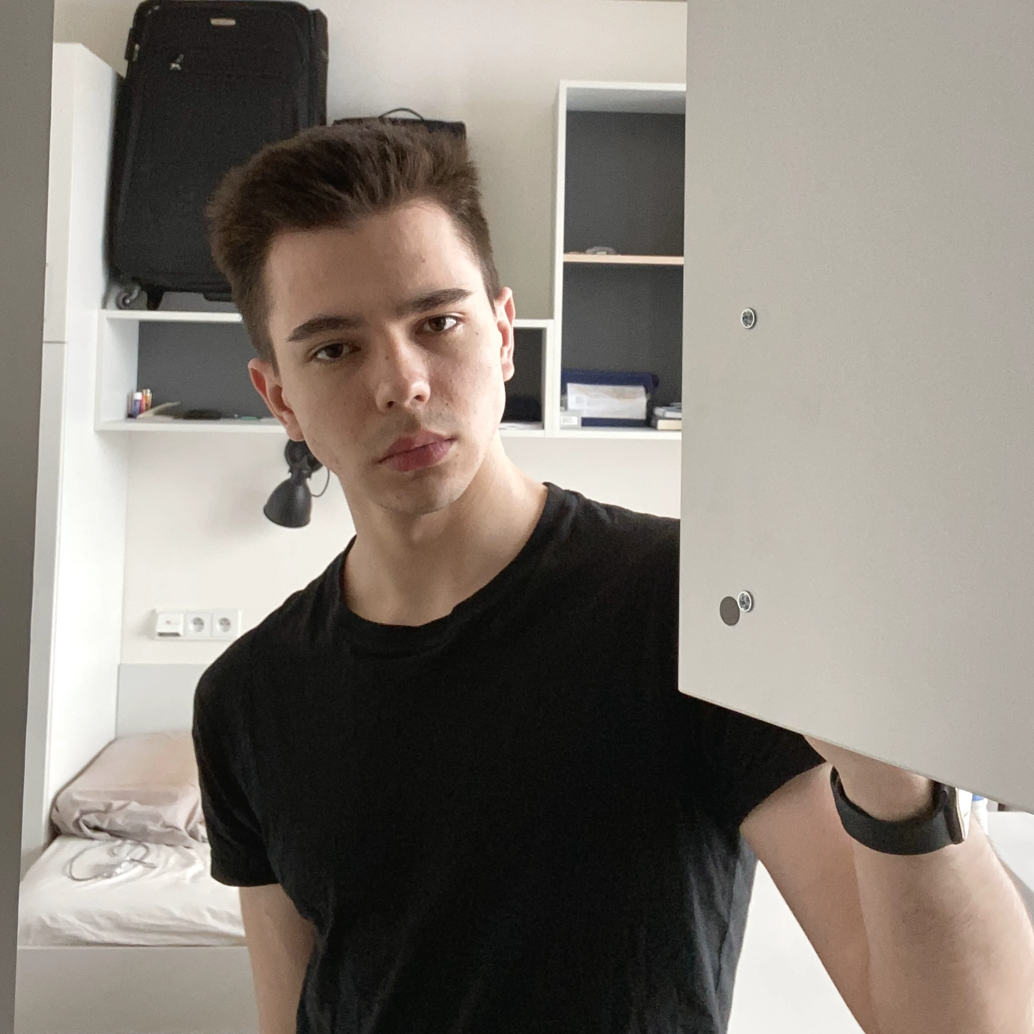 Thumbnail /_astro/20.DsXn38Y8.webp