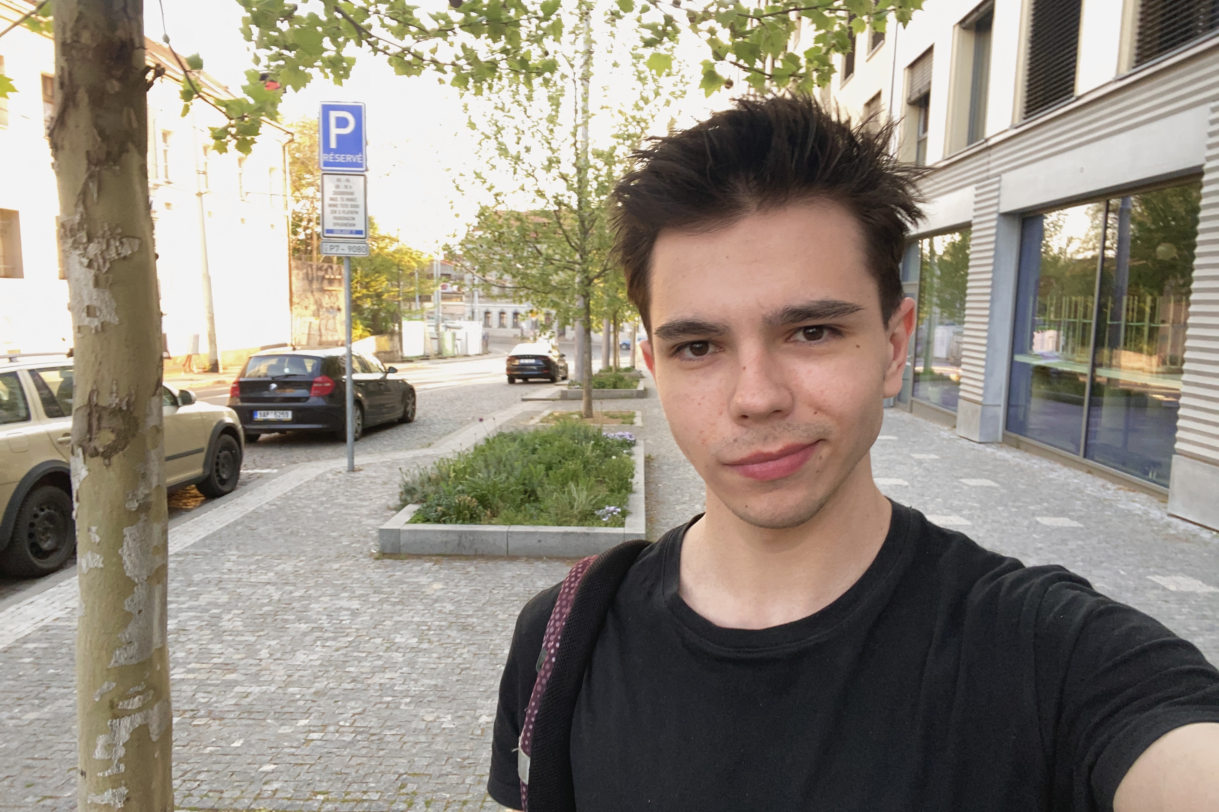 Thumbnail /_astro/76.B5rUCOEi.jpg