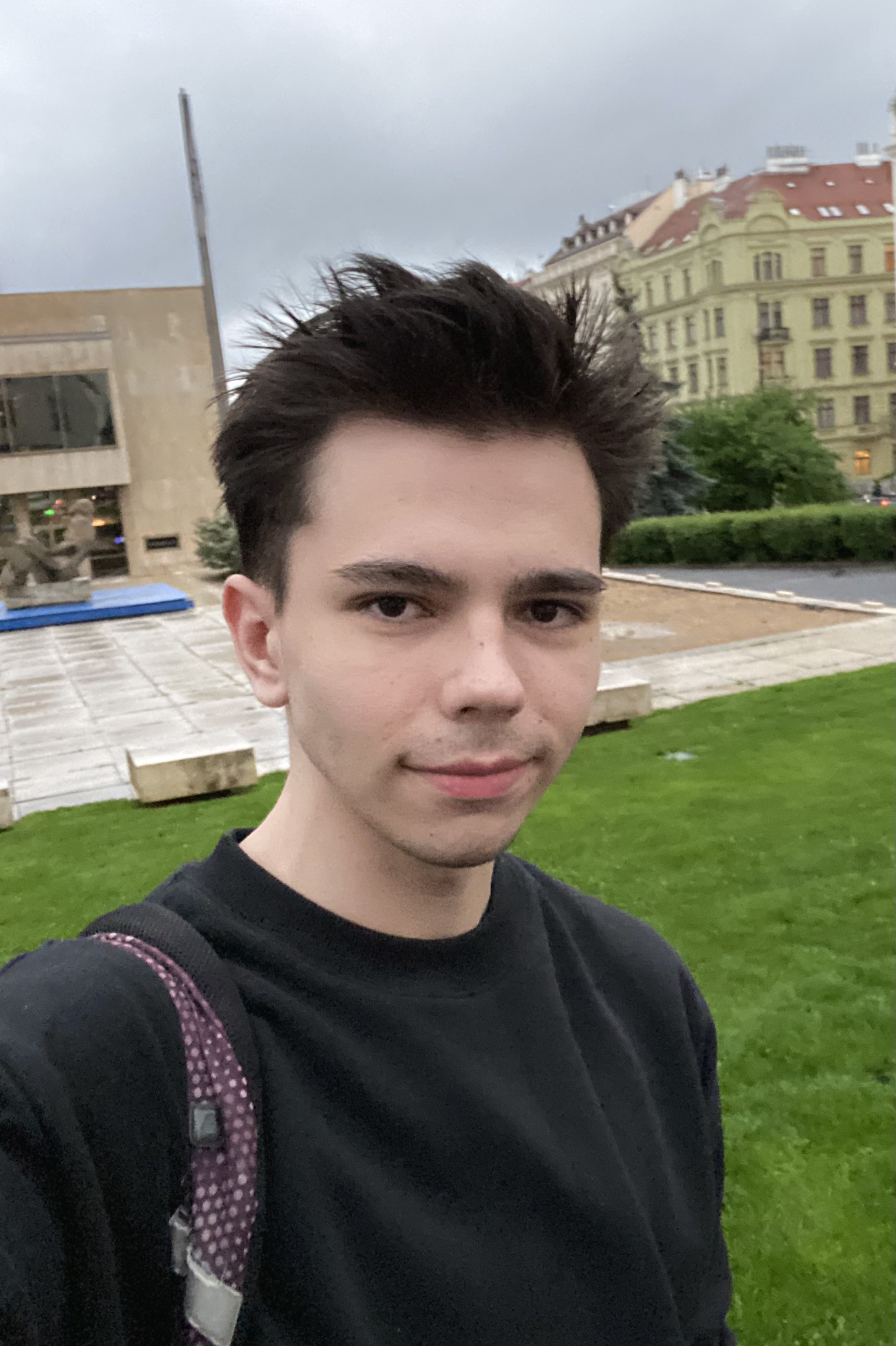 Thumbnail /_astro/77.BbJt6uq7.jpg